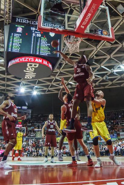 那不勒斯与 那不勒斯与