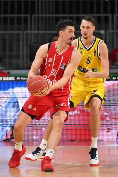 在职业足球 在职业足球